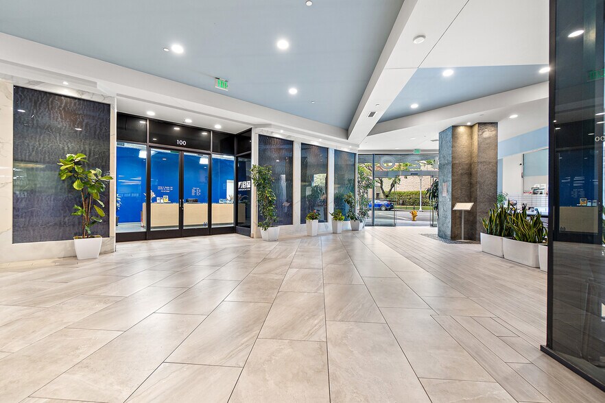 More Photos Of 420 E 3rd St, Los Angeles Medical For Lease