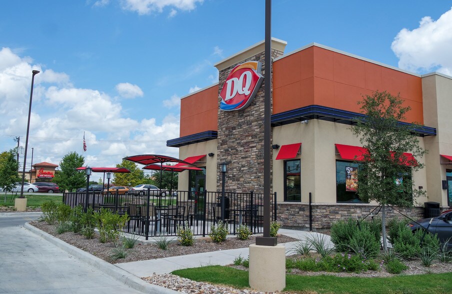 More Photos Of 6645 Westworth Blvd, Westworth Village Fast Food For Sale