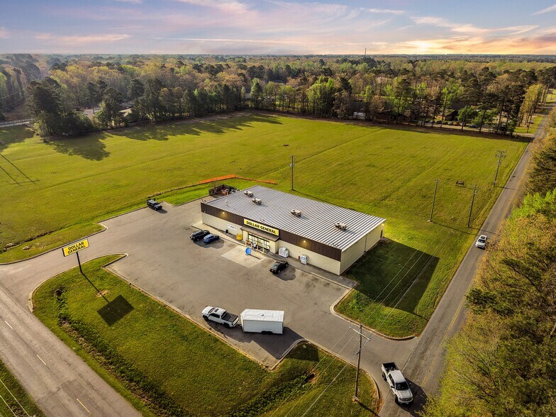 More Photos Of 2110 Ridgway Rd, Pine Bluff General Retail For Sale