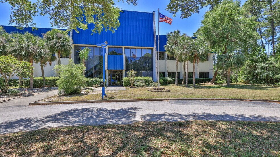 Primary Photo Of 2 Commerce Blvd, Palm Coast Warehouse For Lease