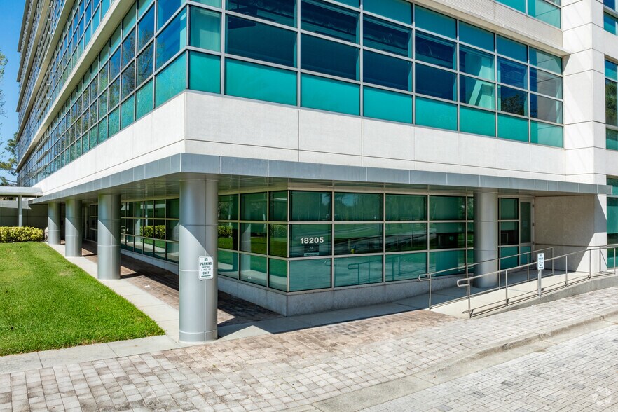 More Photos Of 18205 Crane Nest Dr, Tampa Office For Lease