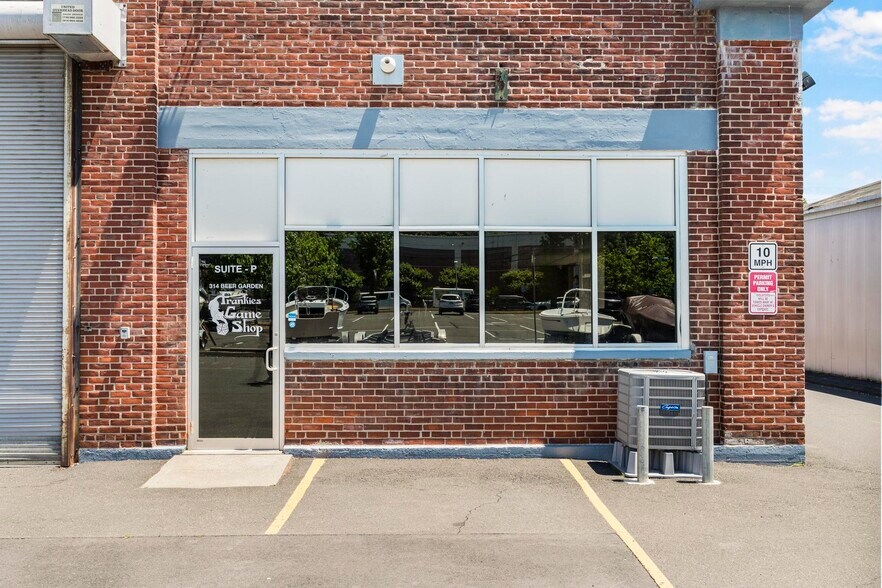 More Photos Of 314 Wilson Ave, Norwalk Warehouse For Lease