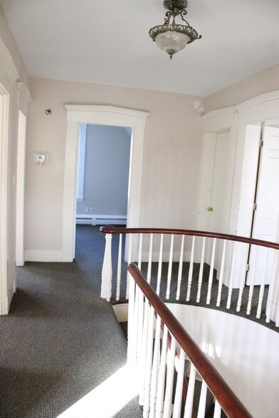 More Photos Of 170 Lowell St, Manchester Office For Lease