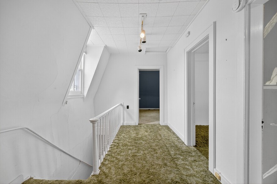 More Photos Of 59 Montgomery St, Poughkeepsie Funeral Home For Sale