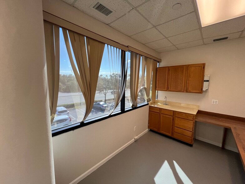 More Photos Of 9123 N Military Trl, Palm Beach Gardens Office For Lease