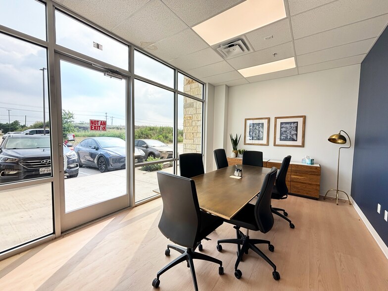 More Photos Of 9017 W State Highway 29, Liberty Hill Office For Sale