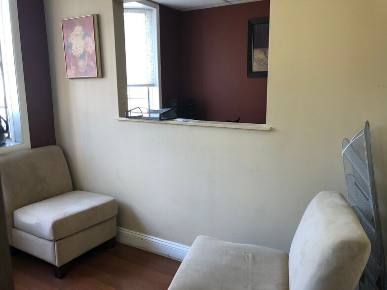 More Photos Of 271 US Highway 46, Fairfield Office For Lease