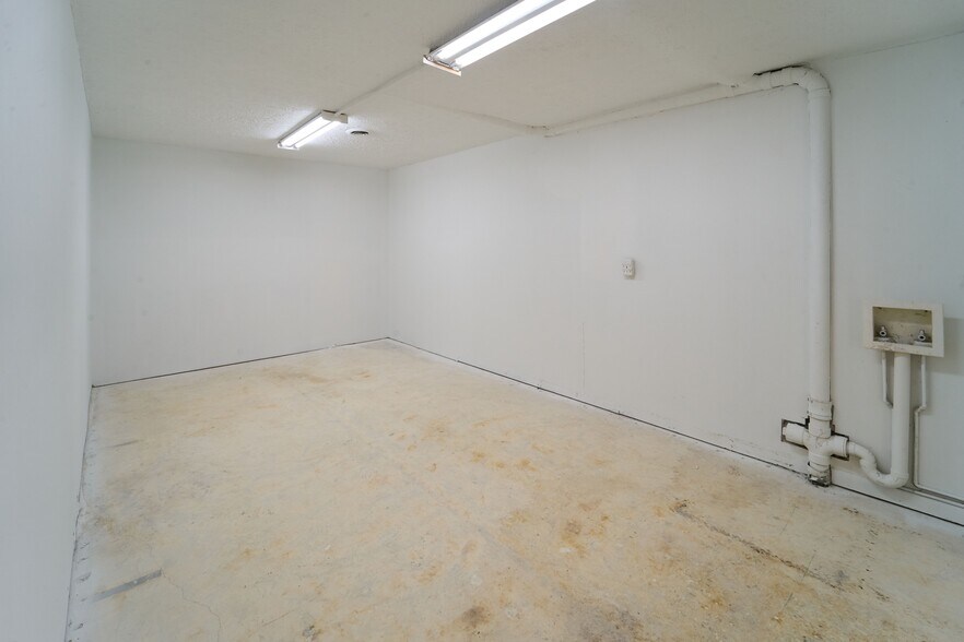 More Photos Of 10022 Rutledge Pike, Knoxville Medical For Sale