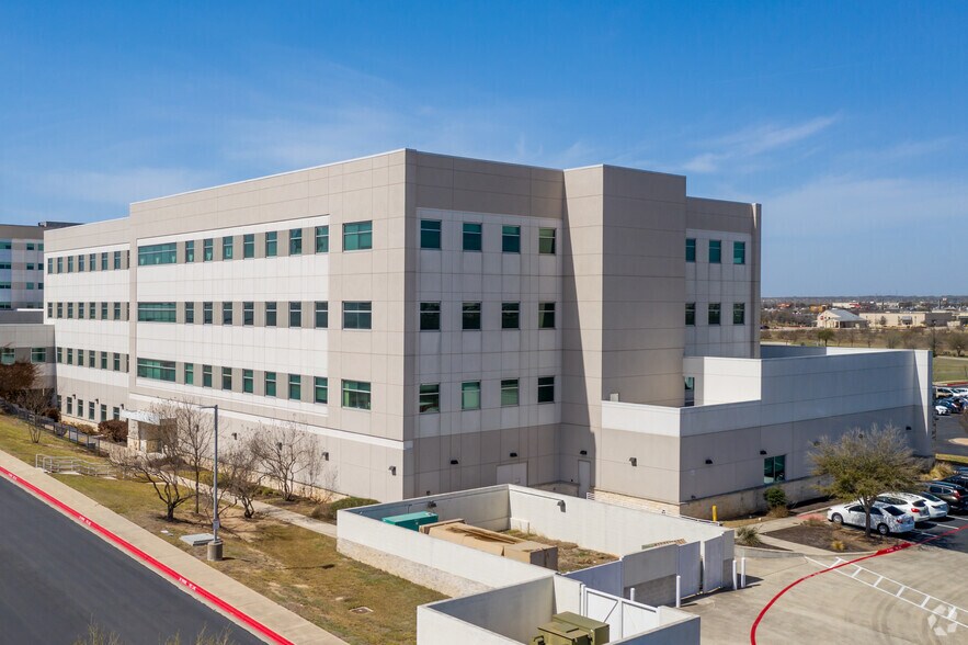 More Photos Of 1180 Seton Pky, Kyle Medical For Lease