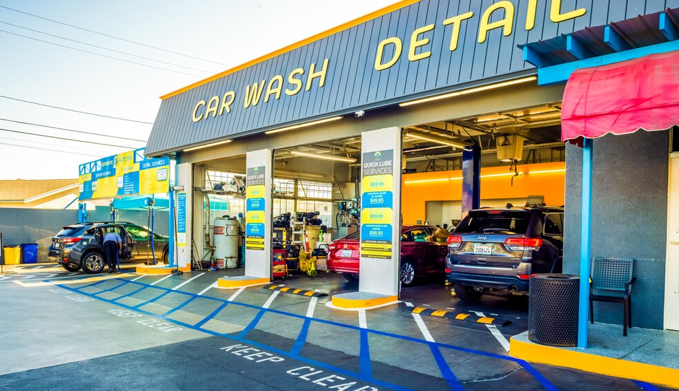 More Photos Of 21011 Pioneer Blvd, Lakewood Carwash For Sale