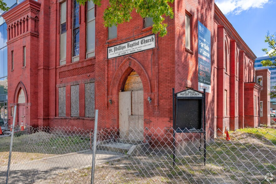 More Photos Of 1001 N Capitol St NE, Washington Religious Facility For Sale