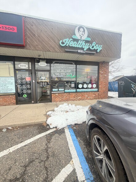 Primary Photo Of 351 Old Country Rd, Carle Place Storefront For Lease