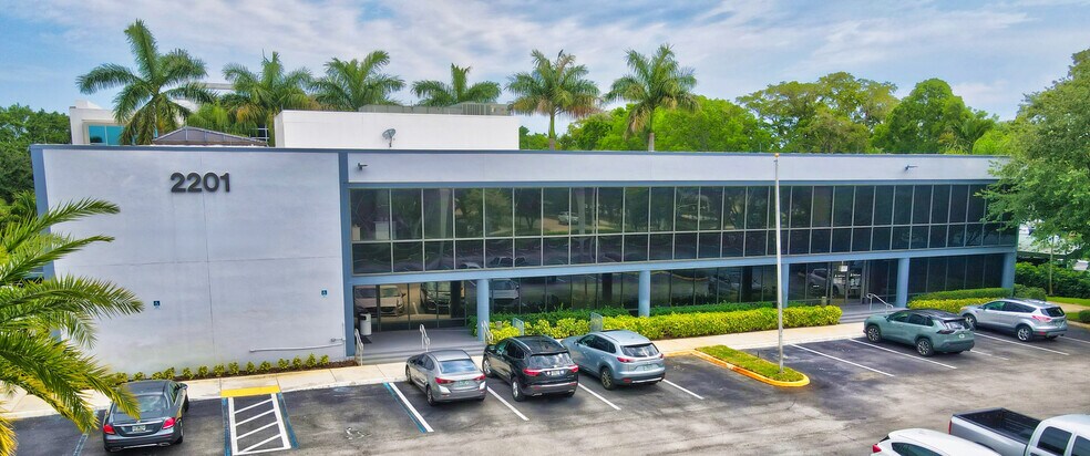 More Photos Of 2201 NW Corporate Blvd, Boca Raton Office For Lease