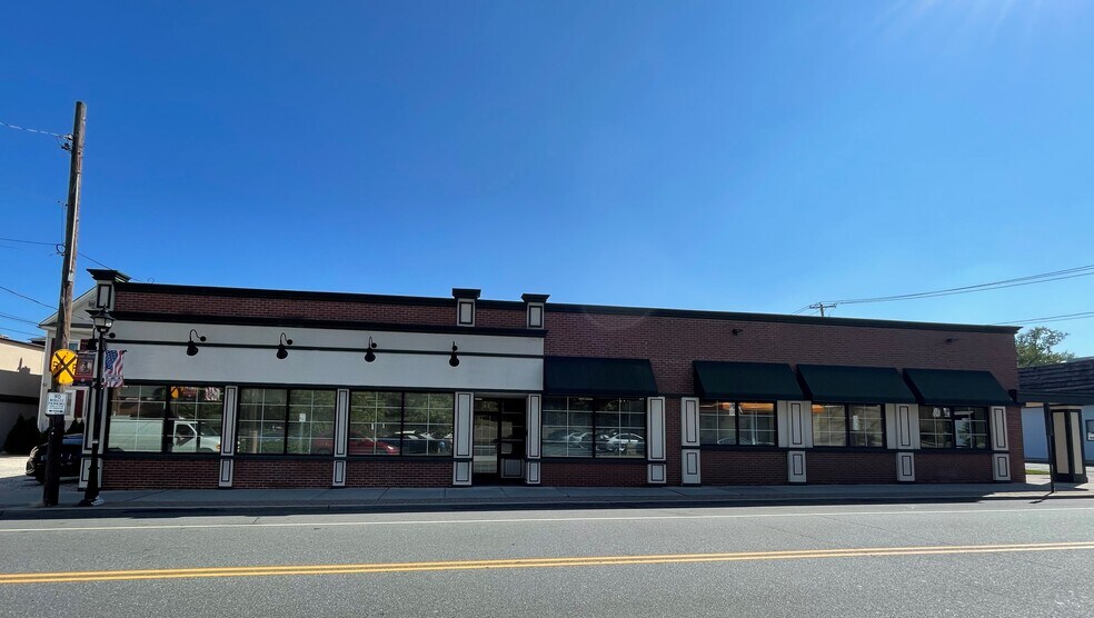 More Photos Of 43 Glen Head Rd, Glen Head Storefront For Lease