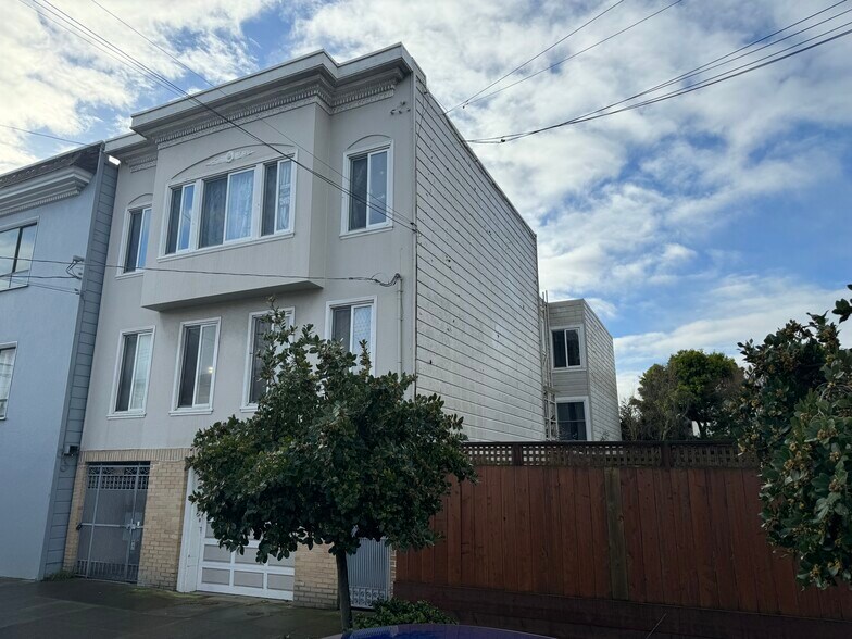 More Photos Of 2835 Anza St, San Francisco Apartments For Sale