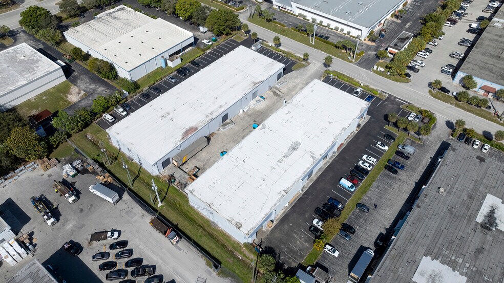 More Photos Of 3740 Prospect Ave, Riviera Beach Unknown For Lease