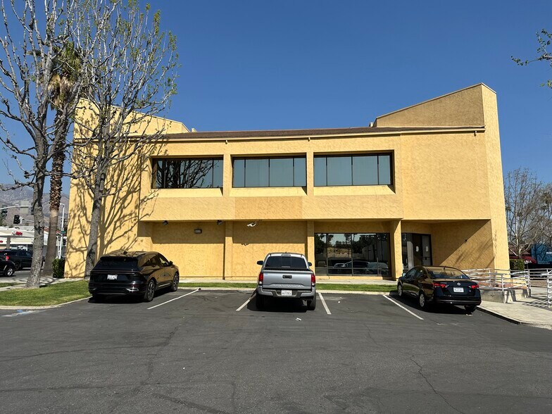 More Photos Of 1335 N Lake Ave, Pasadena Medical For Lease