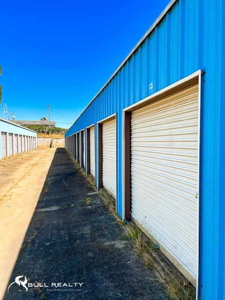 More Photos Of 2570 Flat Shoals Rd SE, Conyers Self Storage For Sale