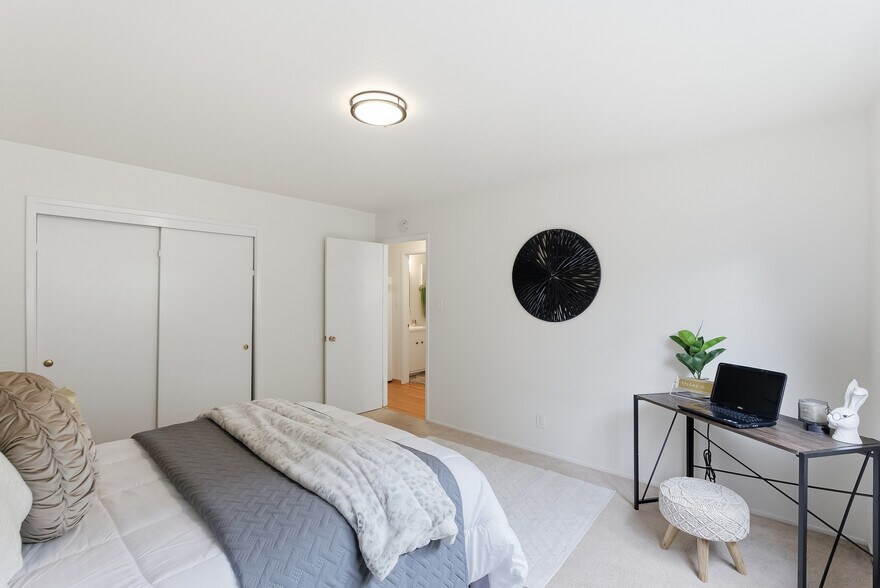 More Photos Of 517 Stannage Ave, Albany Apartments For Sale