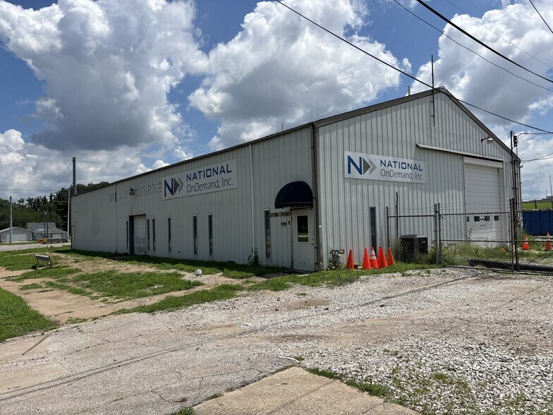 More Photos Of 800 N 3rd St, Terre Haute Warehouse For Lease