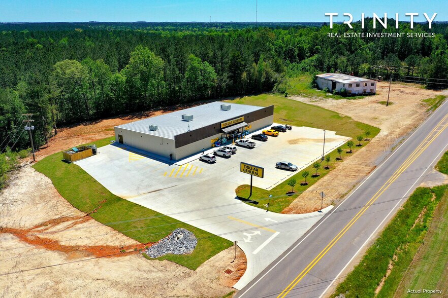 Primary Photo Of 2052 Hwy 145 N, Quitman Storefront For Sale