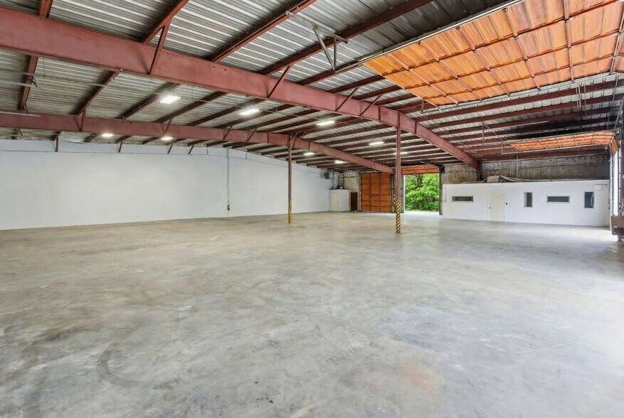 More Photos Of 213 Whitsett Rd, Nashville Warehouse For Sale