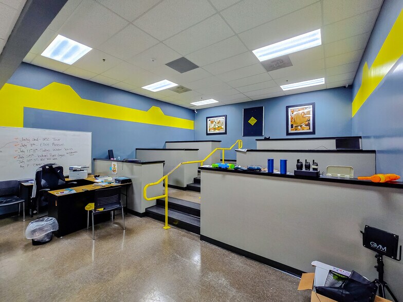 More Photos Of 2810 S US Highway 1, Fort Pierce General Retail For Sale