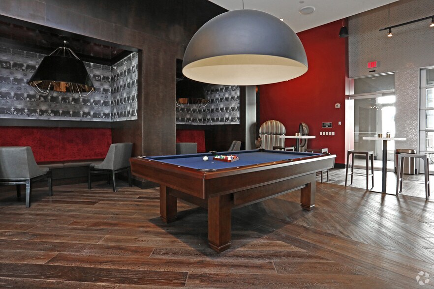 More Photos Of 180 Kellogg Blvd E, Saint Paul Apartments For Lease