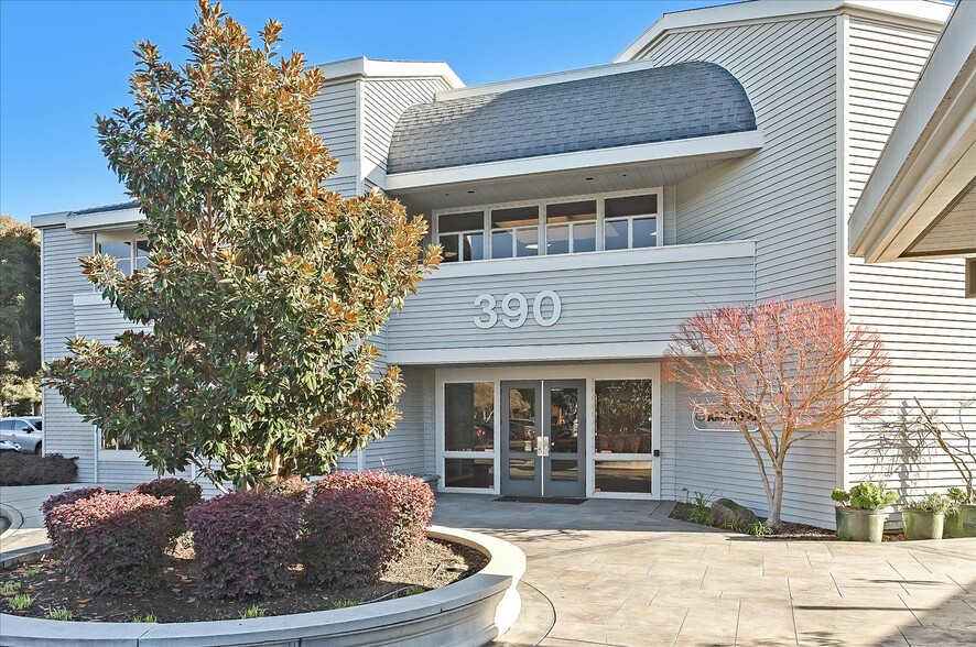 Primary Photo Of 370-390 Bridge Pky, Redwood City Office For Lease