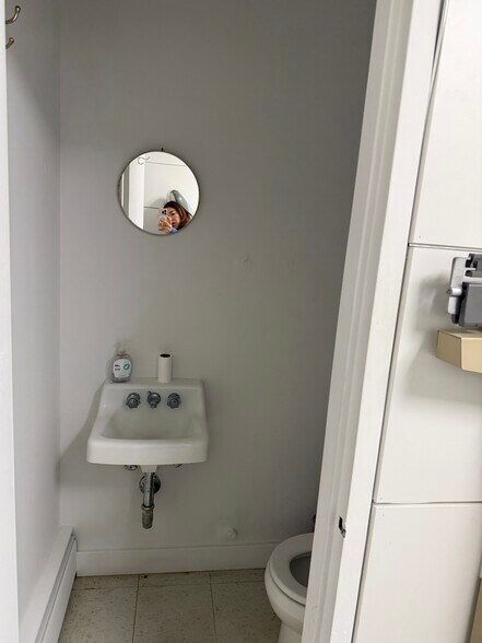More Photos Of 245 Engle St, Englewood Coworking Space