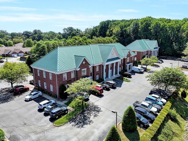 More Photos Of 406 Blankenbaker Pky, Louisville Office For Sale