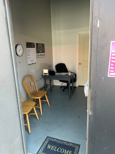 More Photos Of 1025 Burkemont Ave ave, Morganton Convenience Store For Lease