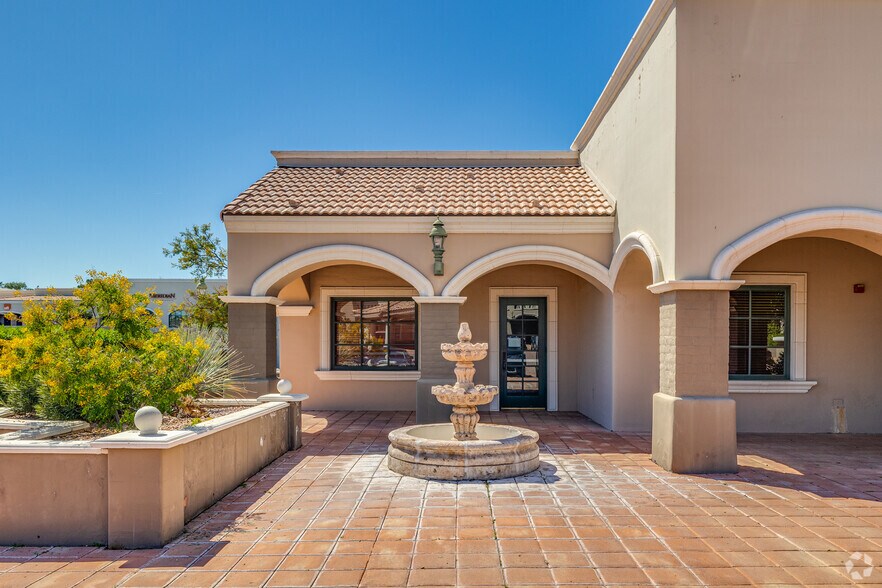 More Photos Of 8220 N Hayden Rd, Scottsdale Unknown For Lease