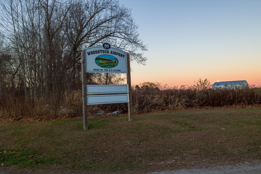 More Photos Of 89 Route 169, Woodstock Airport For Sale