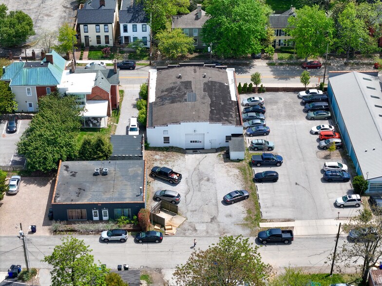 More Photos Of 417 S Mill St, Lexington Auto Repair For Sale