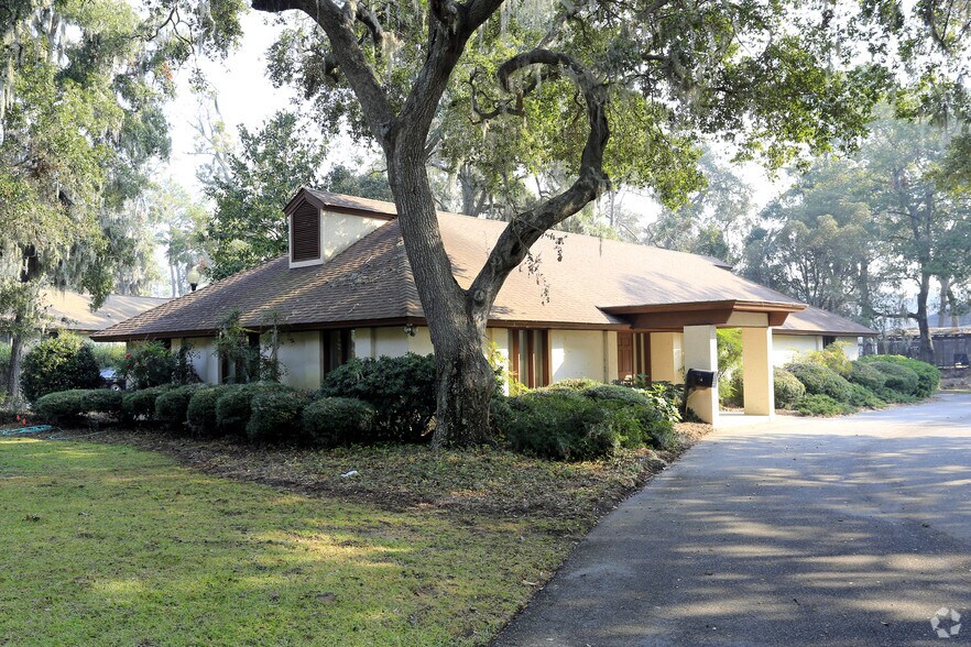 Primary Photo Of 22 Sams Point Rd, Ladys Island Office For Lease