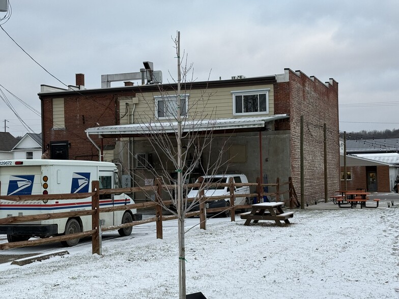 More Photos Of 120-126 N Wooster Ave, Strasburg Storefront Retail Residential For Sale
