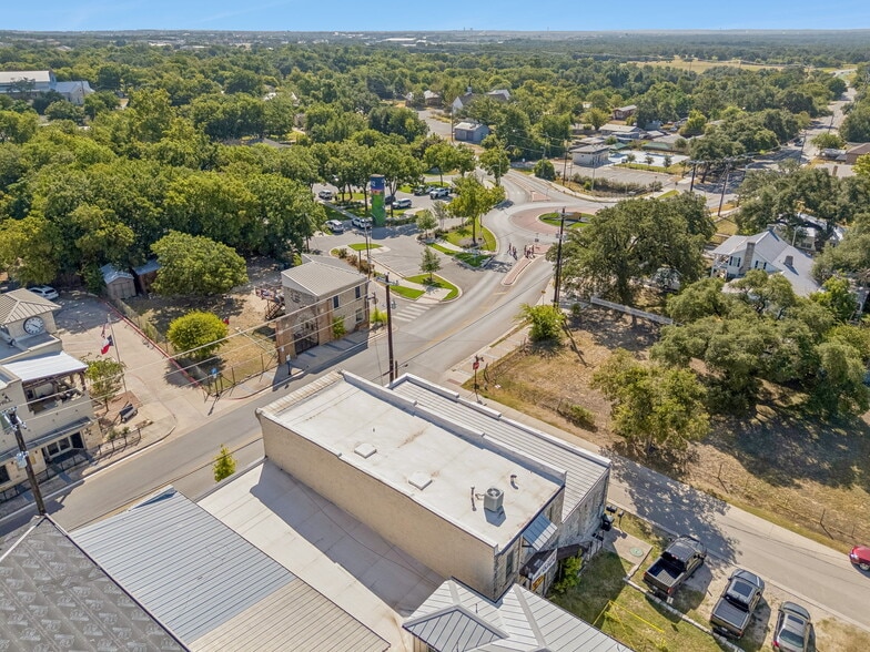 More Photos Of 923 Main St, Liberty Hill Convenience Store For Sale