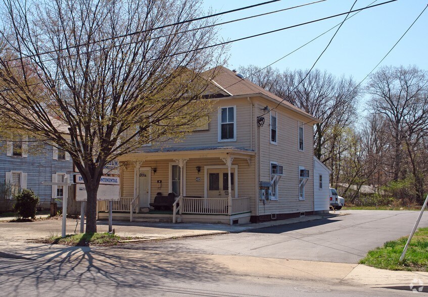 Primary Photo Of 403 E Diamond Ave, Gaithersburg Storefront Retail Office For Sale