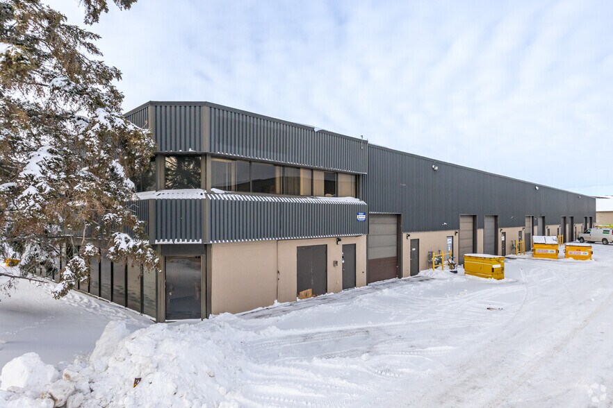 More Photos Of 10703-10721 181 St NW, Edmonton Flex For Lease