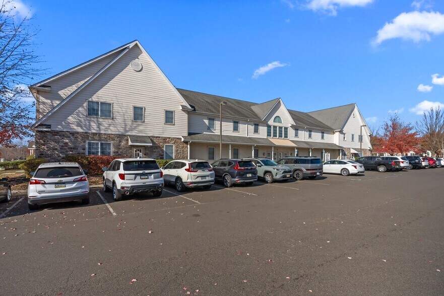 More Photos Of 790 Newtown Yardley Rd, Newtown Medical For Lease