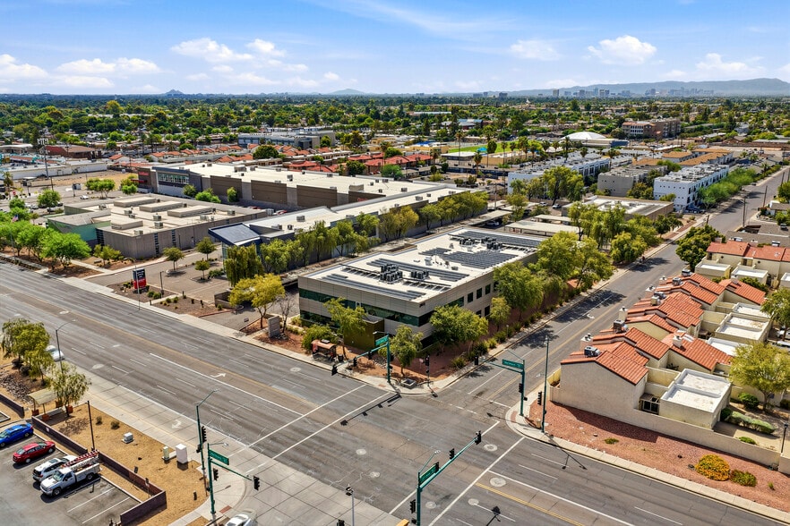More Photos Of 2051 W Northern Ave, Phoenix Medical For Lease