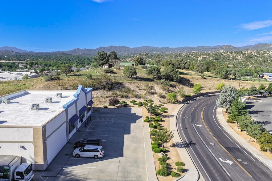 More Photos Of 1219 Gail Gardner Way, Prescott Freestanding For Lease
