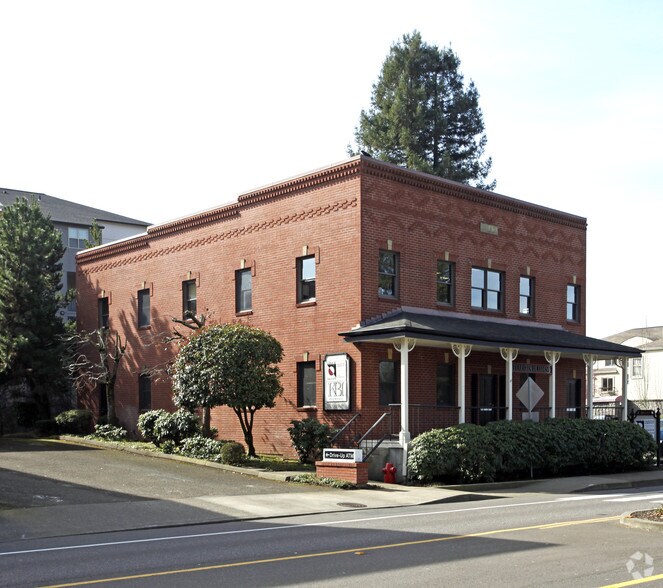 More Photos Of 18660 Sw Boones Ferry Rd, Tualatin Office For Lease