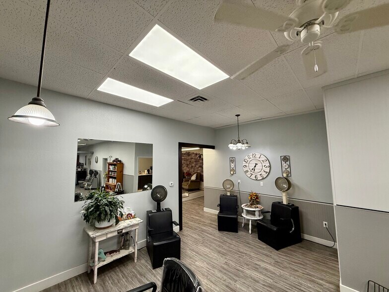 More Photos Of 219 Main St, Chadron Storefront For Sale