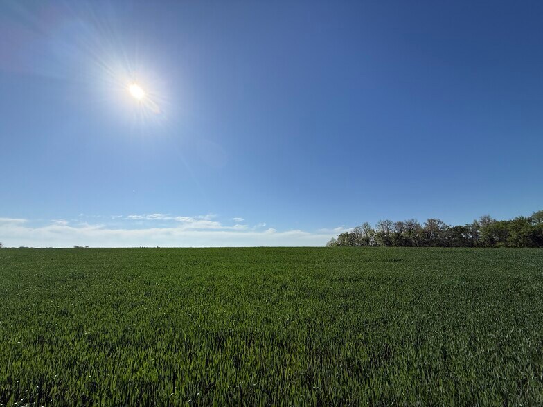 More Photos Of Vandebrook Dr, Waterloo Land For Sale