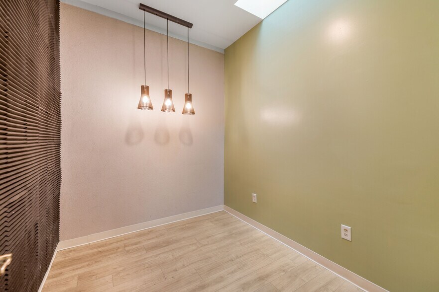 More Photos Of 364 Weaverville Rd, Asheville Medical For Sale