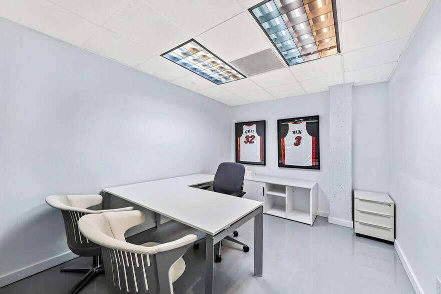 More Photos Of 1680 Michigan Ave, Miami Beach Office Residential For Lease