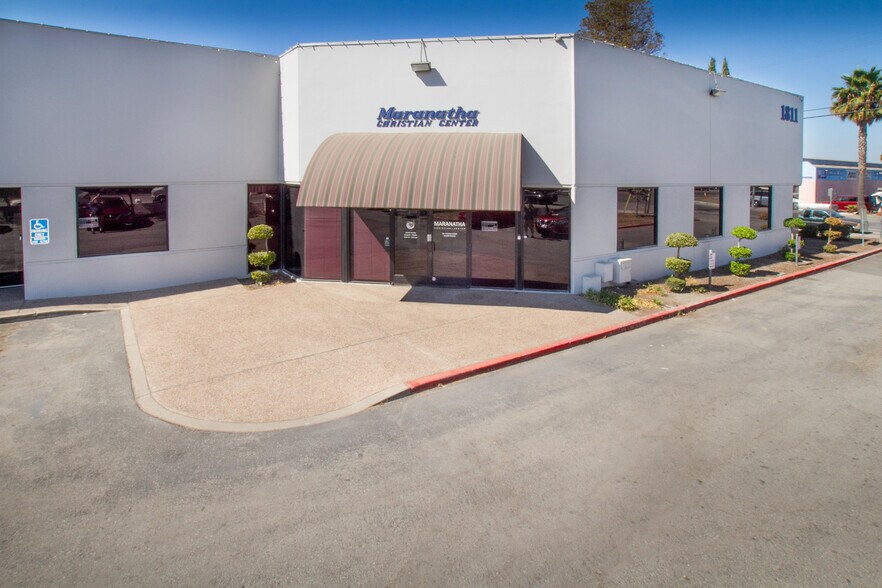 More Photos Of 1811 S 7th St, San Jose Warehouse For Sale