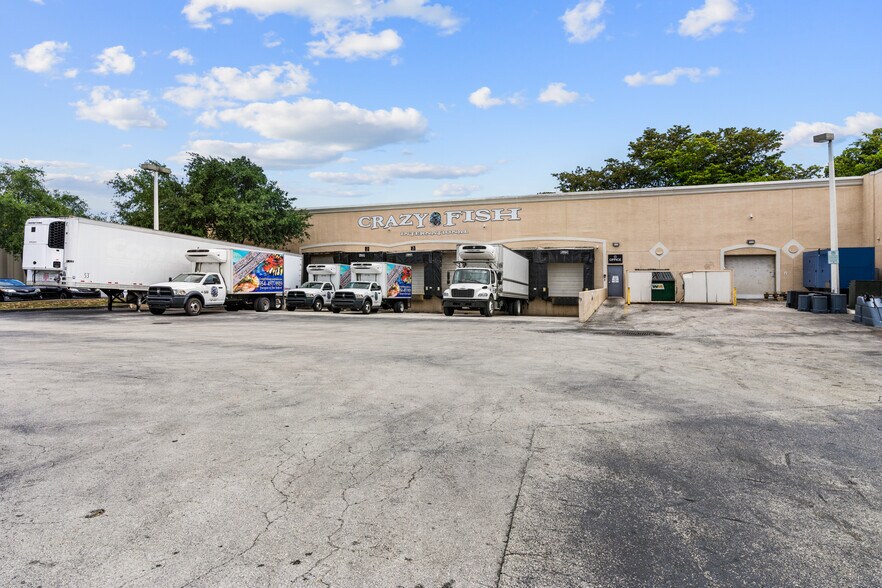 Primary Photo Of 5150 N State Road 7, North Lauderdale Refrigeration Cold Storage For Lease